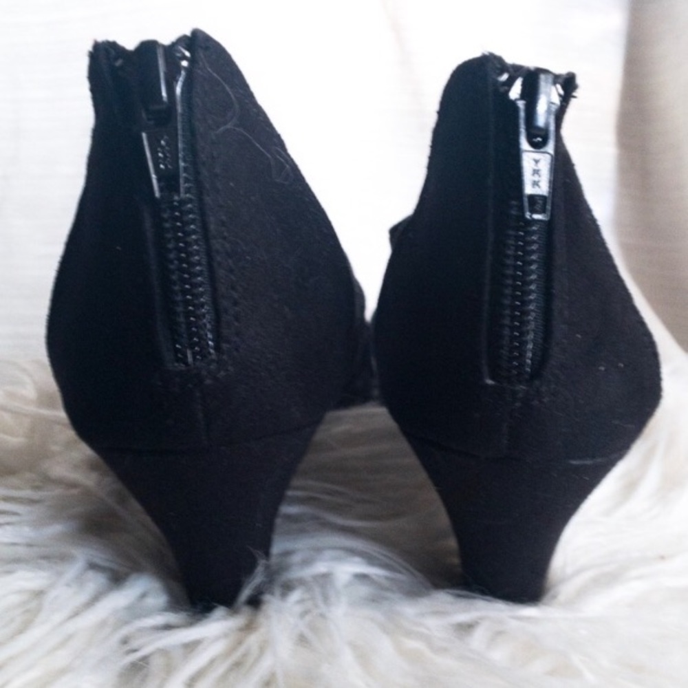 Gothic Black Harness Cage Heels Sandals New - Picture 7 of 8